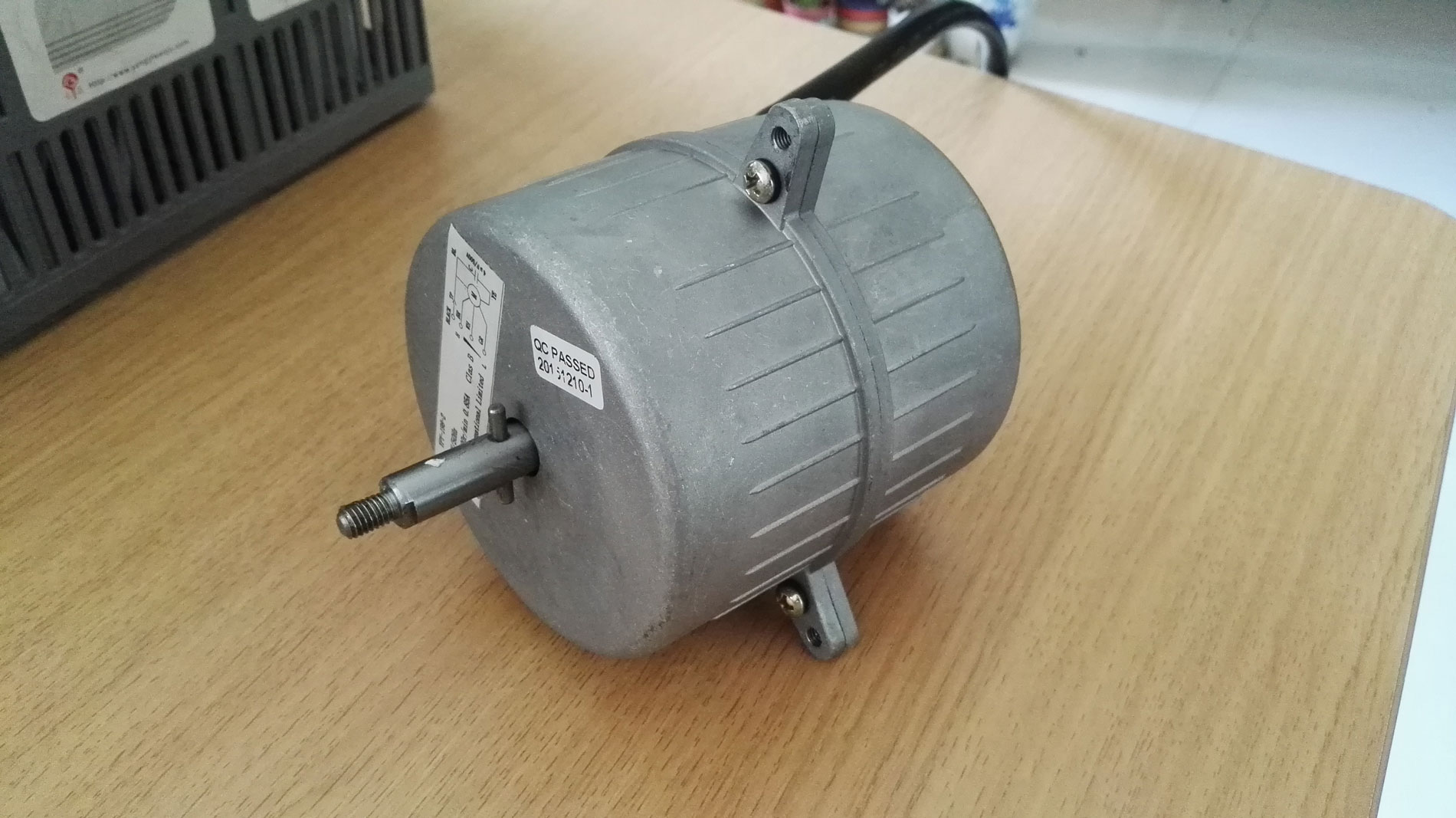RT-198 Motor with Capacitor for kitchen hood 
